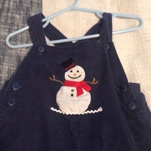 Overall snowman